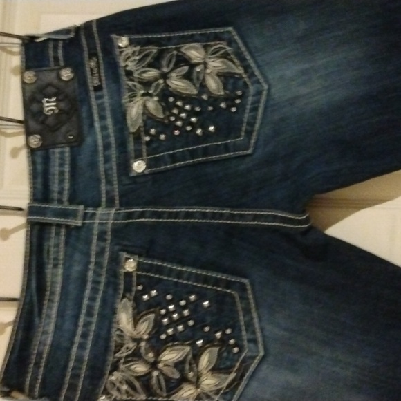 NWT Women's Miss Me Boot cut Jeans size 28 - Picture 3 of 4